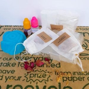 Cosmeti-Craft® Rose Soap Crafting Kit