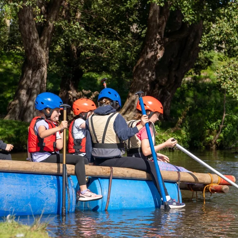 Raft Builing Family Experience