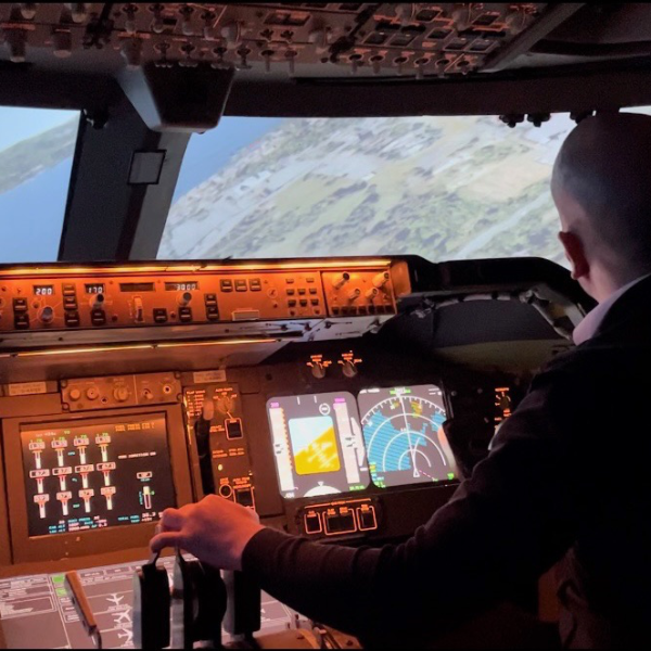 pilot led simulator experience
