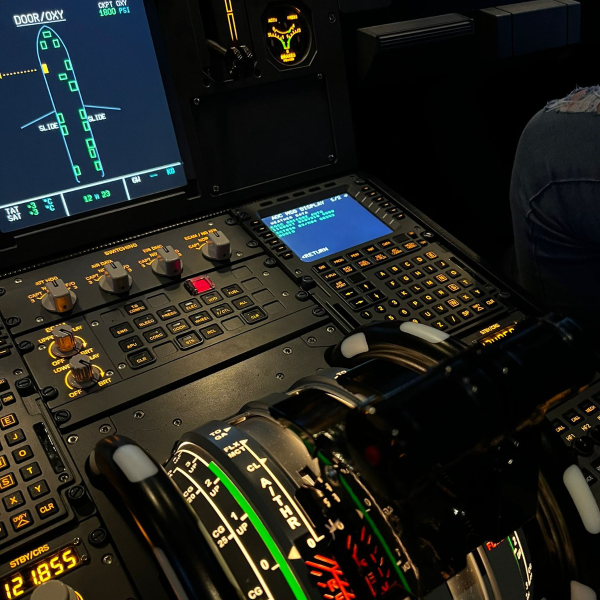 airbus a320 flight simulator experience near manchester