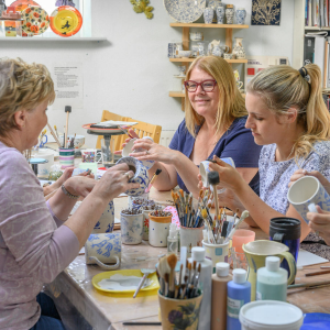pottery throwing and painting experience for one person near leeds