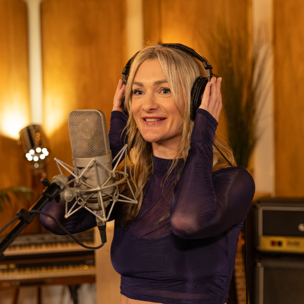 singing & recording experience at professional recording studio in scarborough
