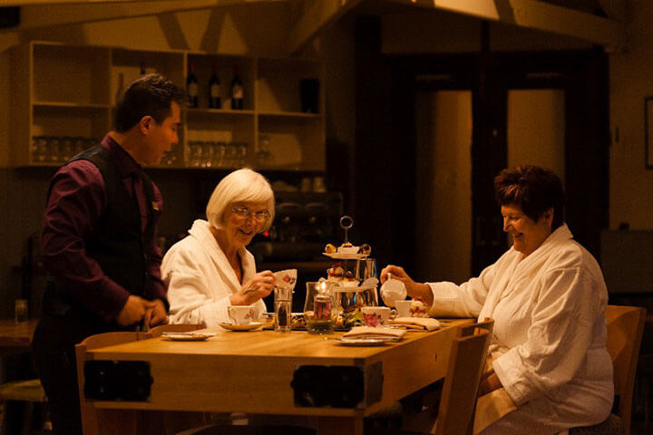 luxuriance half day spa for two at appleby manor garden spa