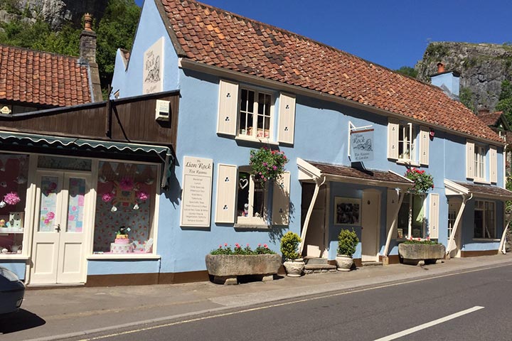 vegan afternoon tea for two with a glass of fizz in malham