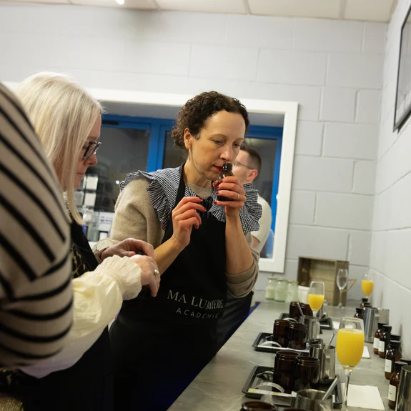 soy candle making experience in manchester for two