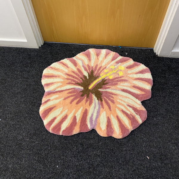 rug tufting workshop for up to 3 people in manchester