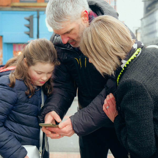 manchester comfort cravings tour & puzzle game experience for one or two people