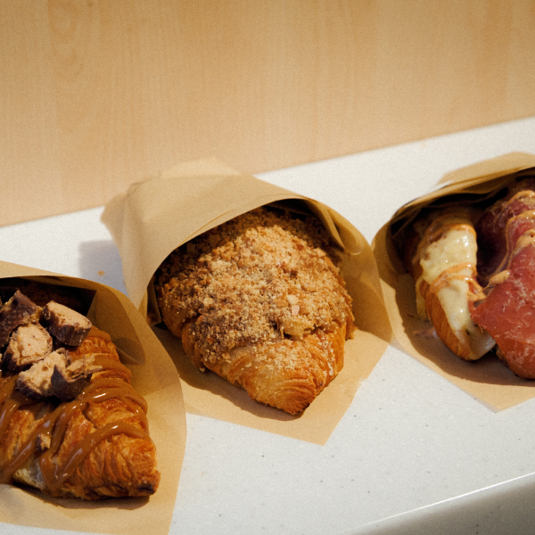 Manchester rise and dine brunch tour & puzzle game experience for one or two people