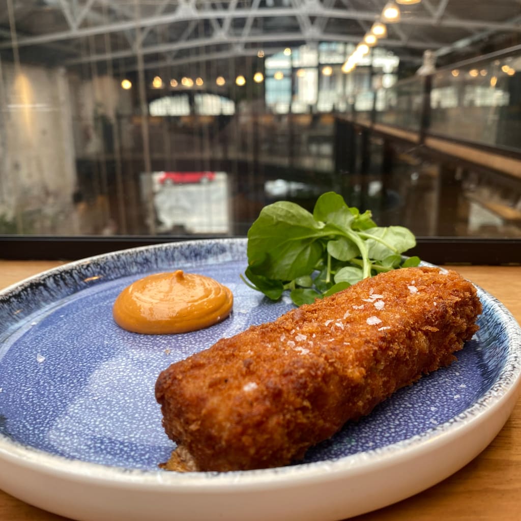 docks to dining the liverpool food and drink tour