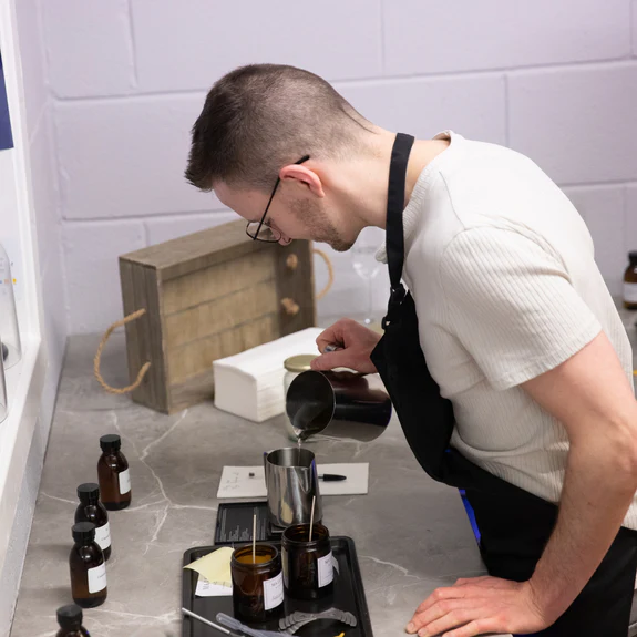 soy candle making experience in manchester for two