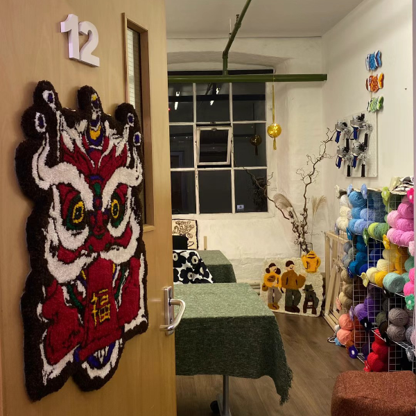 rug tufting workshop for up to 3 people in manchester