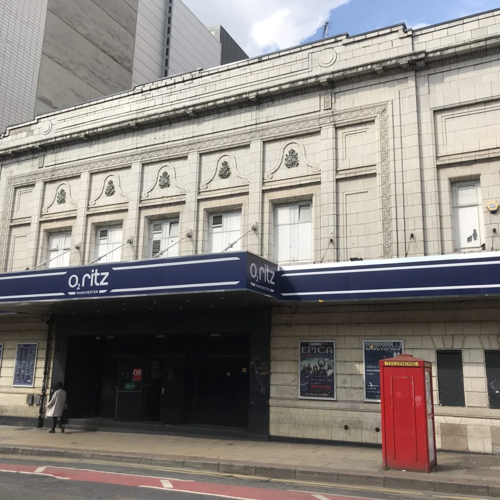 manchester music scene walking tour experience