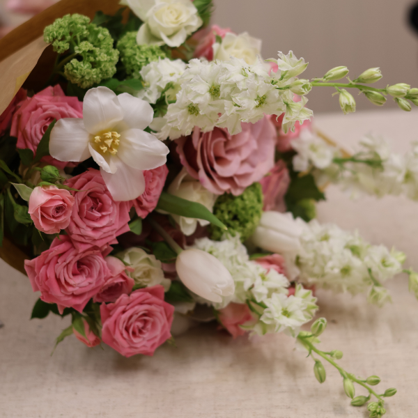 private seasonal bouquet arranging for two people in manchester