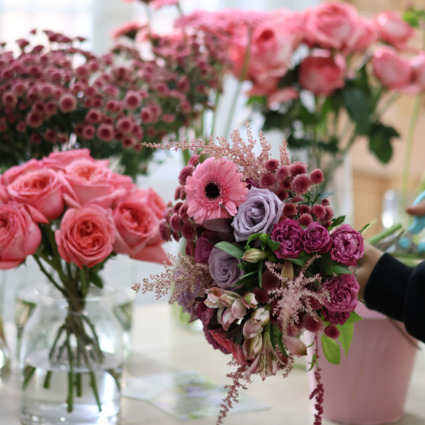 private seasonal bouquet arranging for two people in manchester